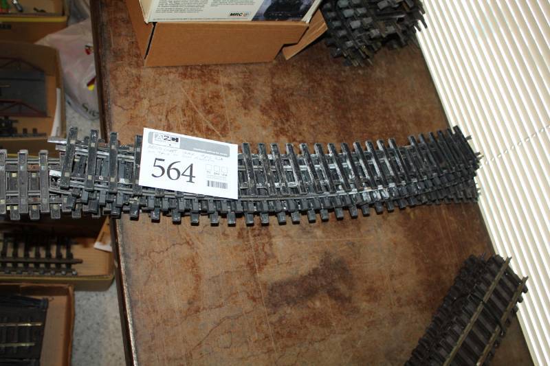 lot 564 image: Aristo-Craft Scale Train Track