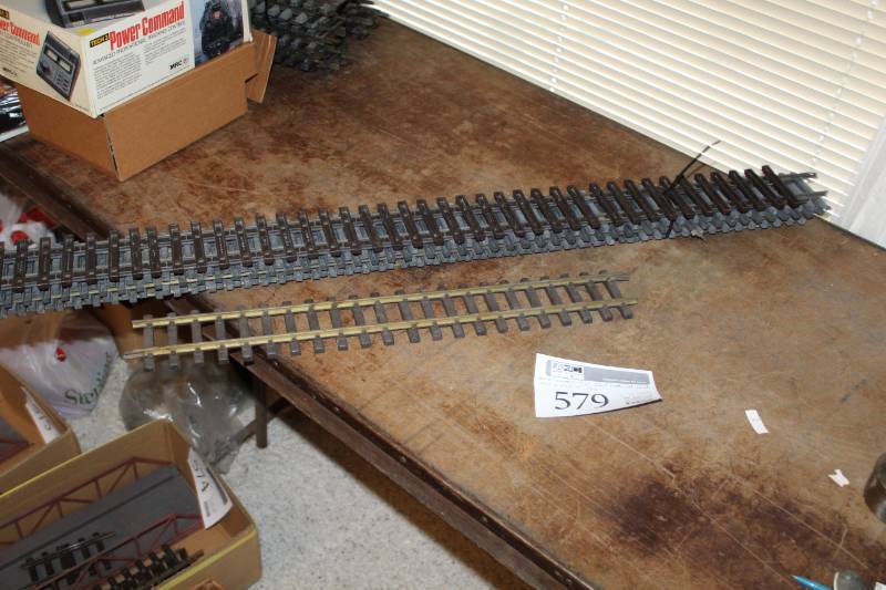 lot 579 image: Aristo-Craft Scale Train Track