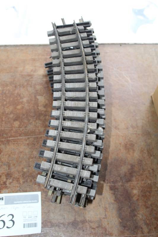 lot 563 image: USA Trains Scale Train Track