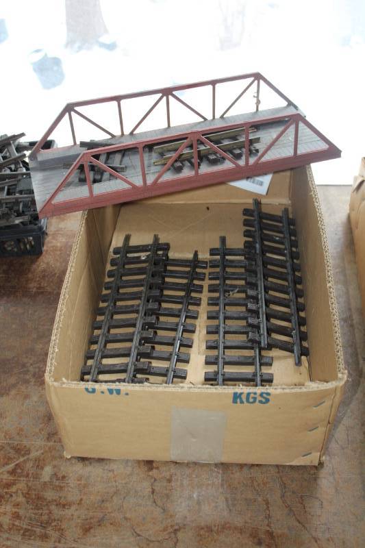 lot 575 image: LGB Scale Train Bridge with #1007,#1015,4-#1000 Train Track