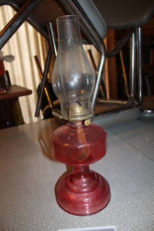 lot 193 image: Kerosene Oil Table Lamp