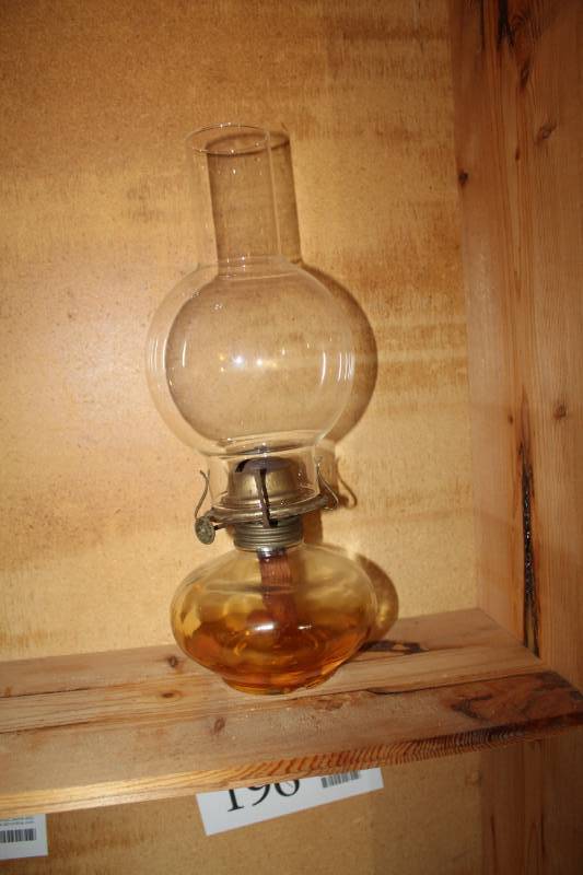 lot 196 image: Kerosene Oil Table Lamp