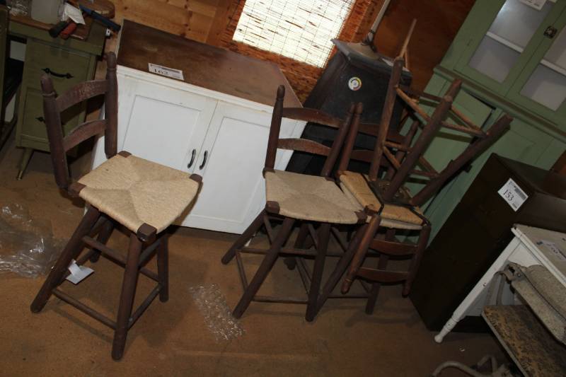 lot 160 image: Wood Bar Stools with Wicker Seats that Swivel