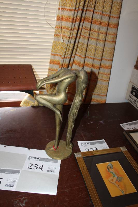 lot 234 image: Table Art