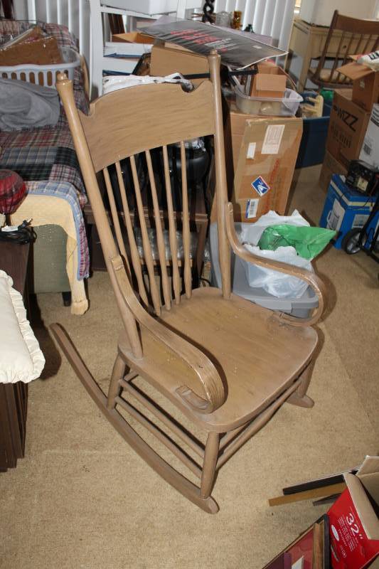 lot 223 image: Wood Rocking Chair