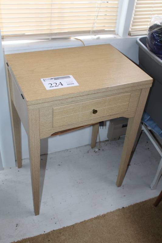 lot 224 image: Singer Sewing Machine Table