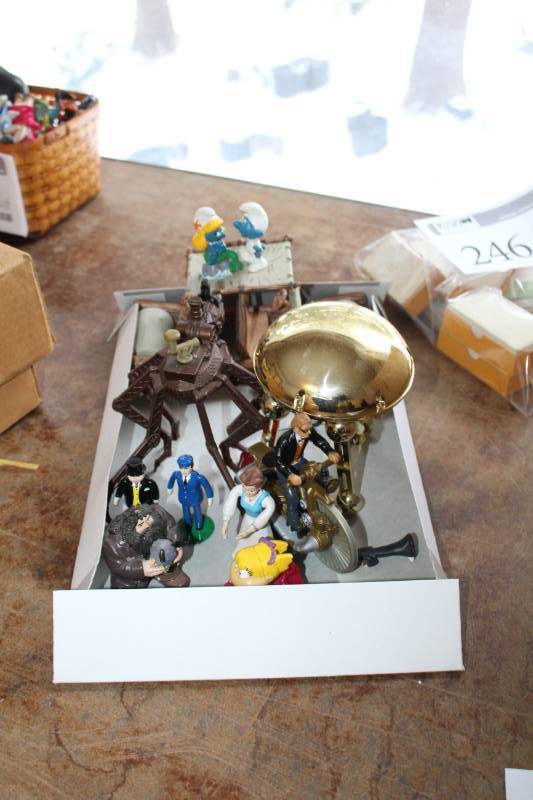 lot 245 image: Scale Model Figurines