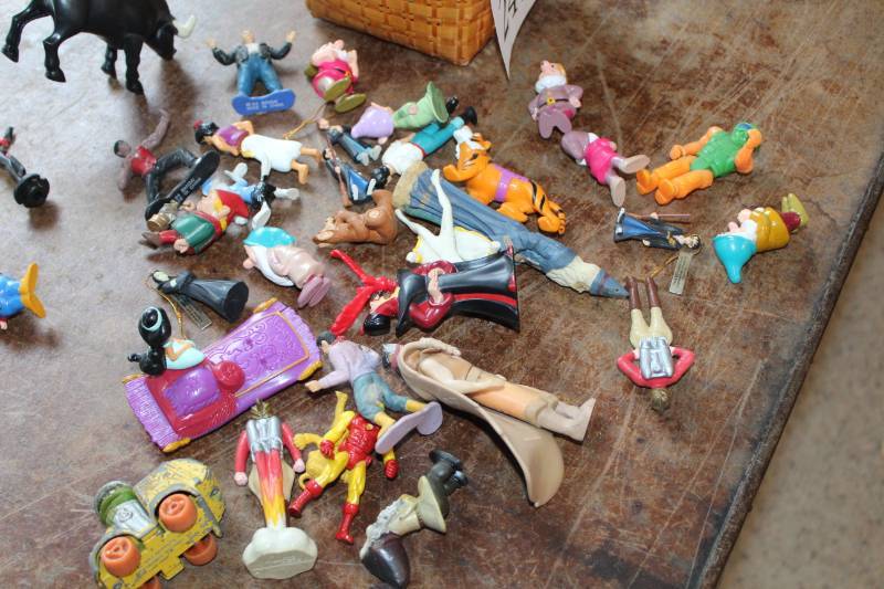 lot 244 image: Toy Figurines