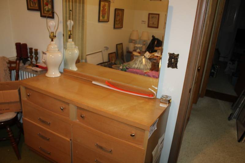 lot 231 image: Wood Dresser with Vanity Mirror