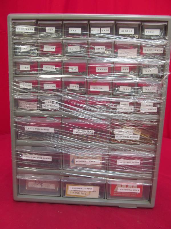 lot 42 image: organizer with hardware