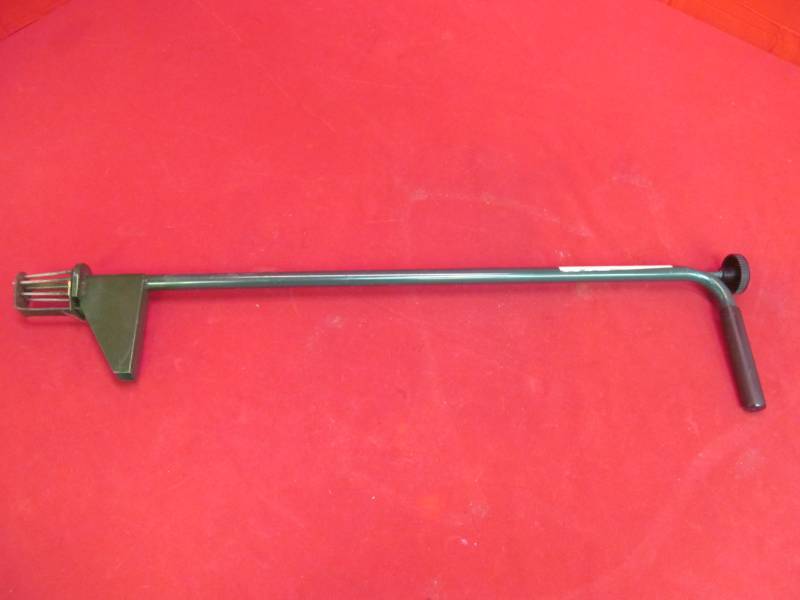 lot 61 image: dandelion catcher