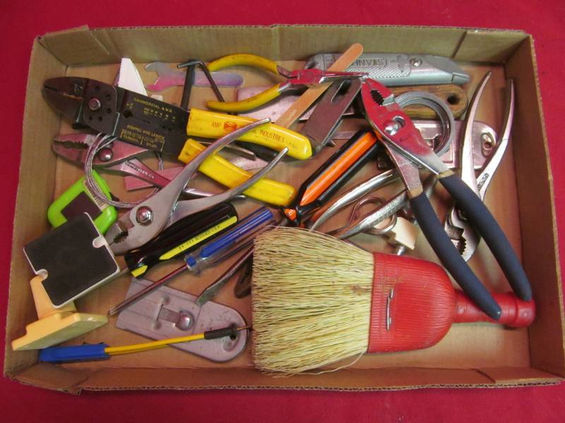 lot 72 image: tools