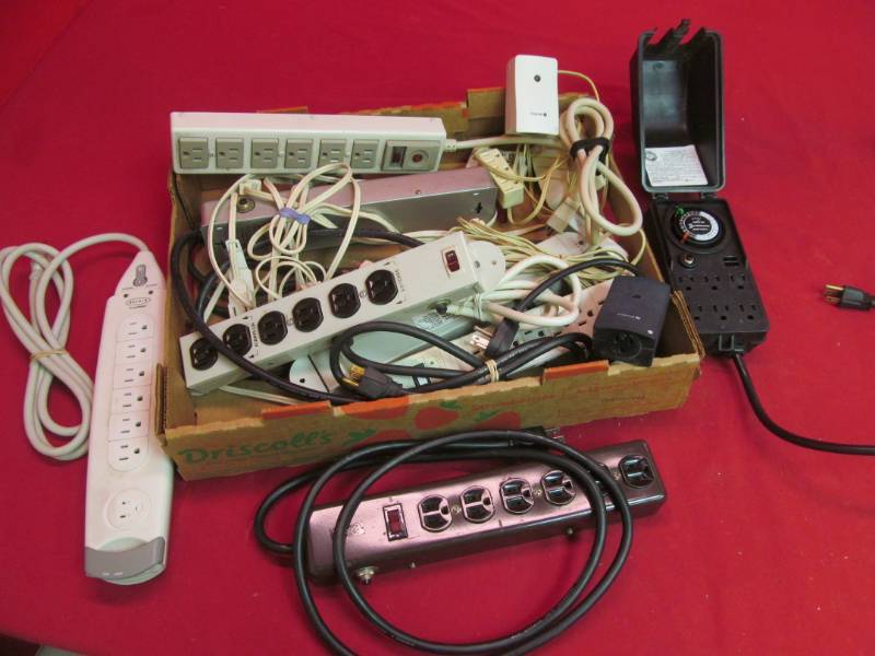 lot 83 image: power strips,extendsion cords
