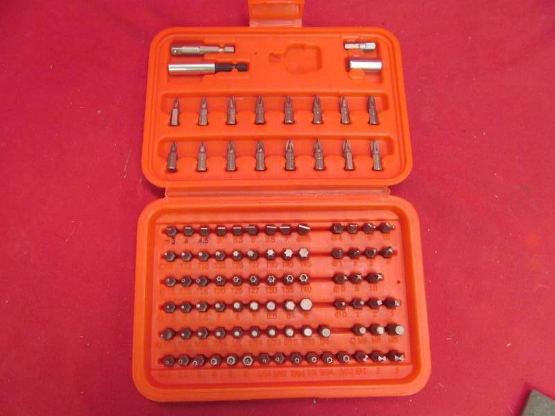 lot 113 image: screw tip bits