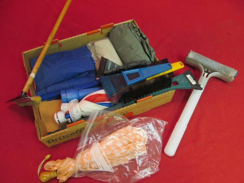 lot 125 image: automotive supplies