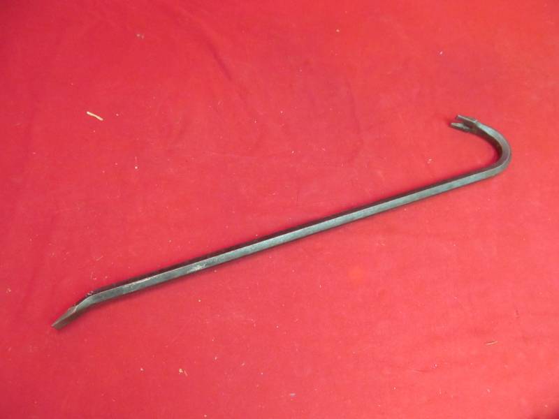 lot 135 image: crow bar
