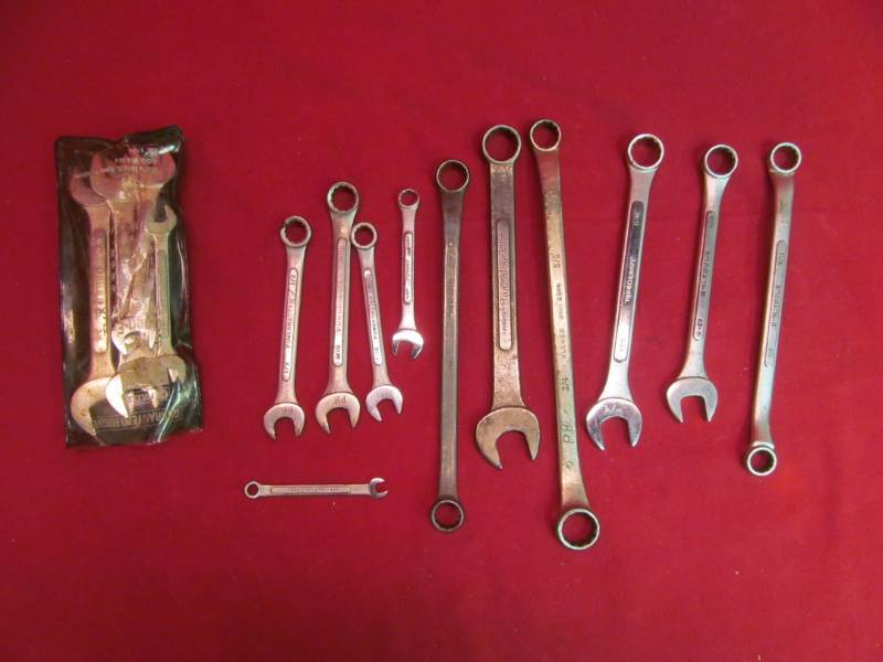 lot 152 image: tools