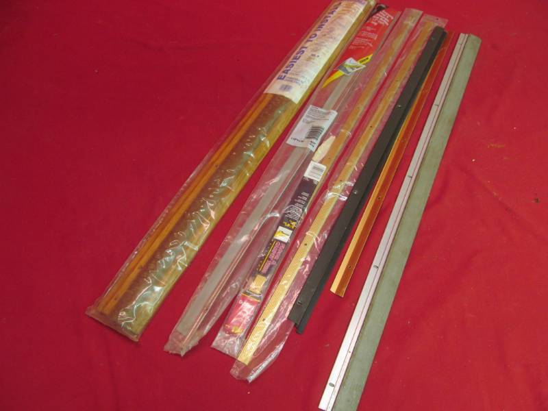 lot 181 image: door trim parts