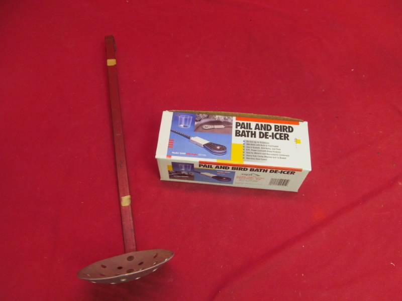 lot 183 image: ice scoop , birdbath heater