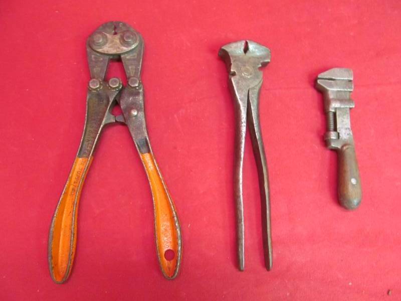 lot 197 image: tools