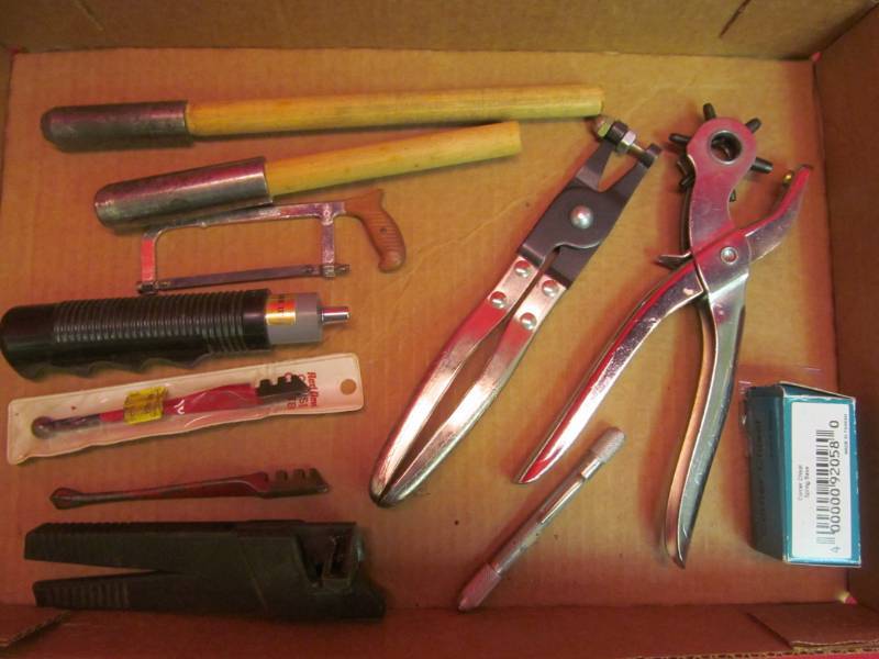 lot 204 image: tools