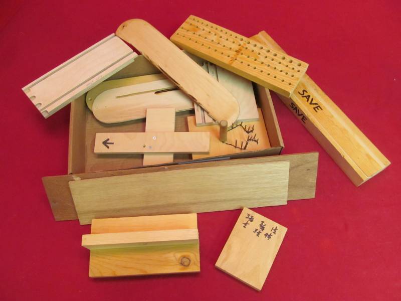 lot 206 image: saw jigs