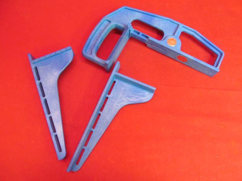 lot 208 image: drawer slide mounting tools