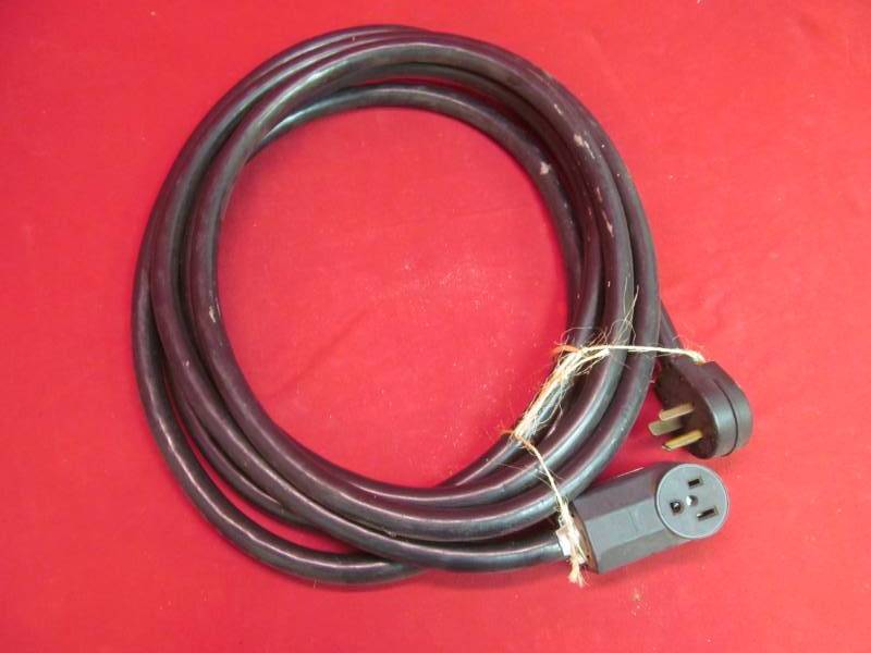 lot 244 image: extension cord