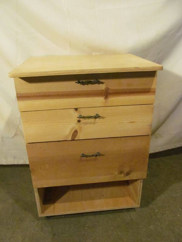 lot 264 image: cabinet