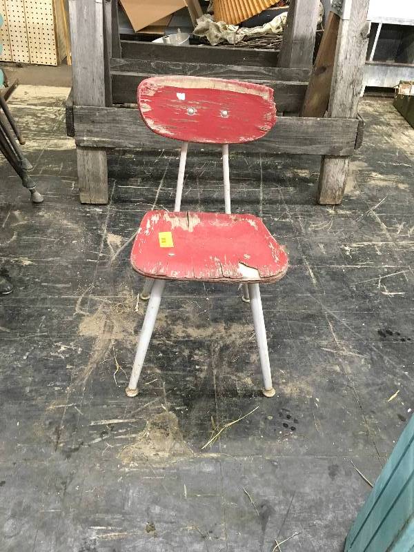 lot 47 image: Vintage Wooden Kids Chair