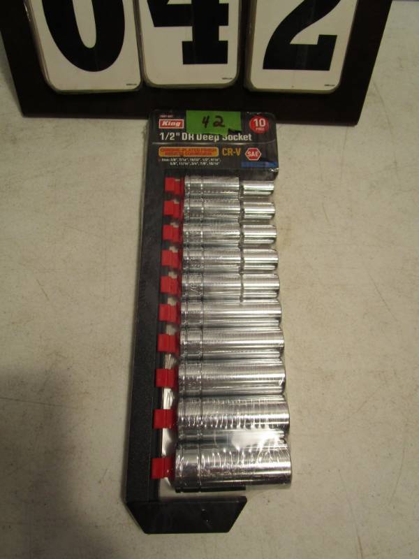 lot 42 image: King 12 Drive Deep Socket Set - 10 Piece