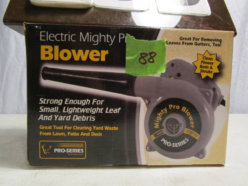 lot 88 image: Pro-Series Mighty Blower