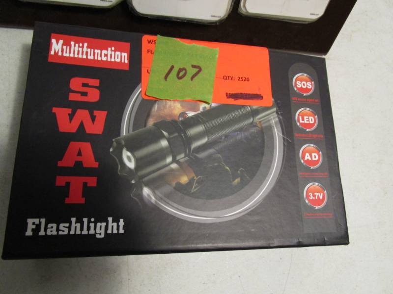 lot 107 image: Swat Multi-function Flashlight - Black
