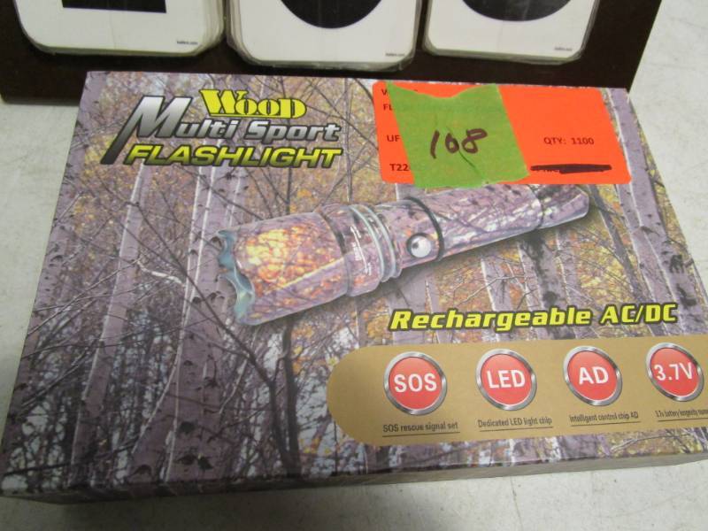 lot 108 image: Swat Multi-function Flashlight - Camo