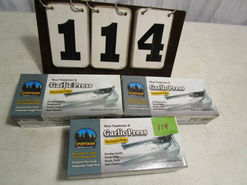 lot 114 image: Sportsman Meat Tenderizer & Garlic Press