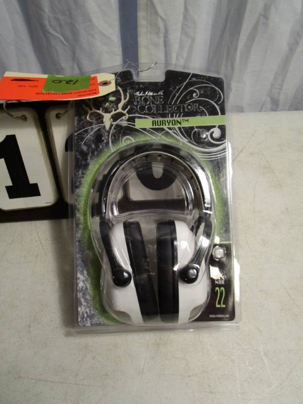 lot 120 image: Ear MuffsProtector