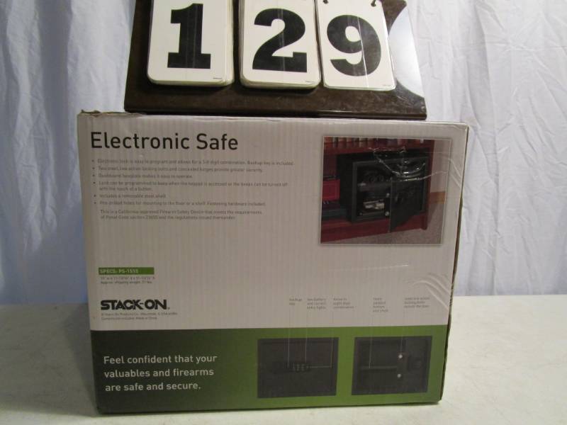 lot 129 image: Stack-On Personal Security Safe