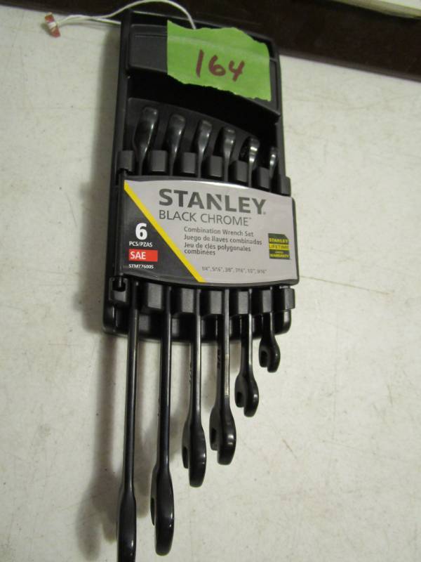 lot 164 image: Stanley Black Chrome Combination Wrench Set