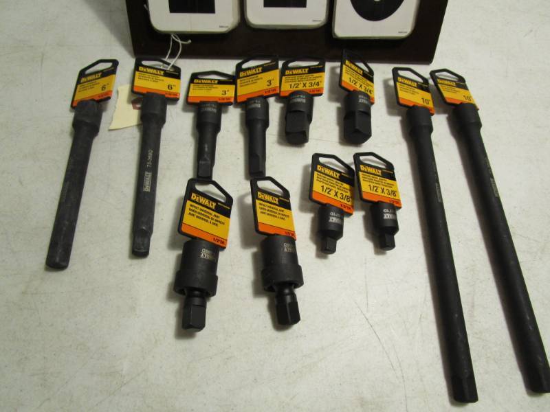 lot 170 image: Assorted DeWalt Impact Adapters - qty 12