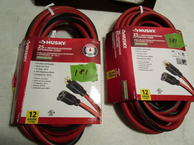 lot 181 image: 2 Husky 25 ft Extension Cords
