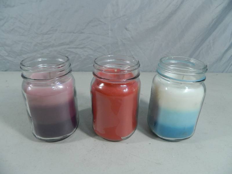 lot 40 image: 3 New Mason Jar Candles