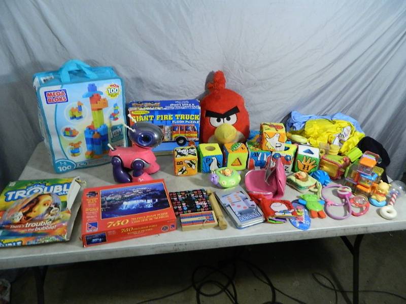 lot 143 image: Games and Toys