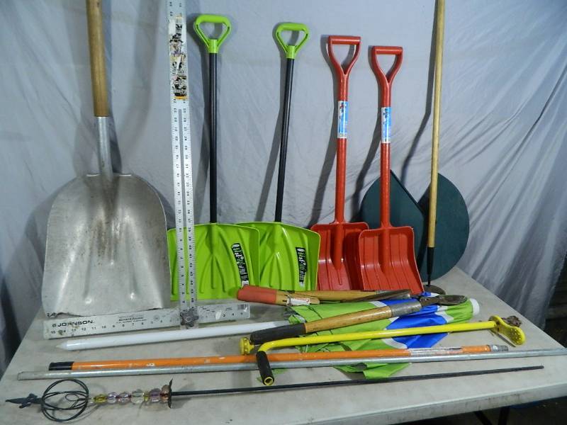 lot 146 image: Long Handle Tools and More