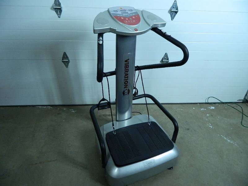 lot 2 image: Vibration 360 Body Toning Machine