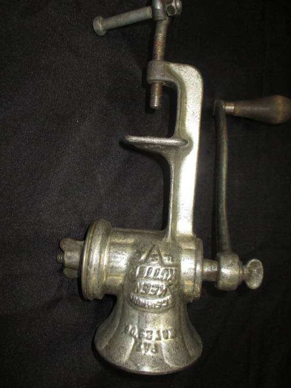 lot 42 image: Keen Kutter Grinder