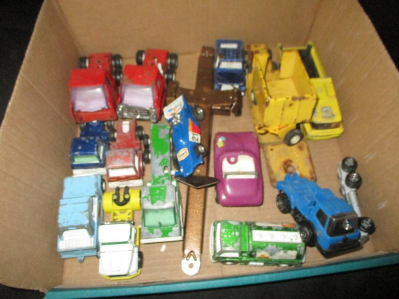 lot 87 image: Old trucks a few Tonka