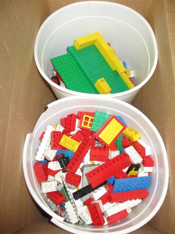 lot 100 image: Two Icecream Pails full of Small Legos