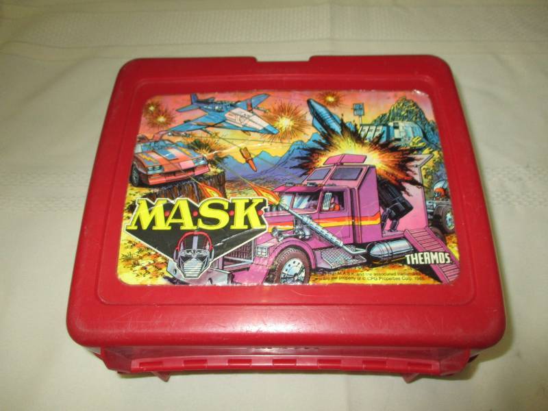 lot 118 image: The Mask Lunch Box and Thermos