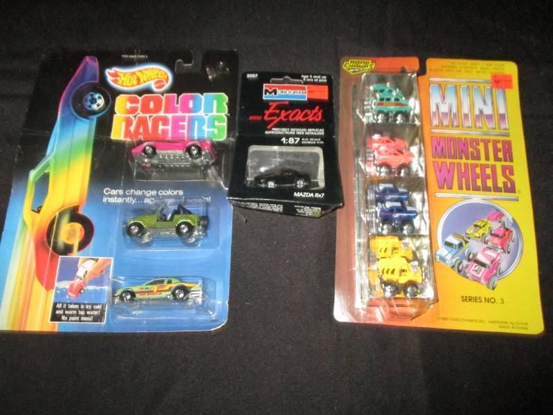 lot 167 image: Hotwheels, Mini Cars Collector toys