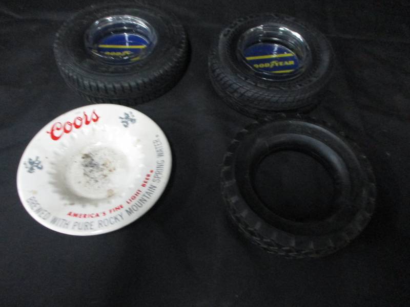 lot 171 image: Ash trays